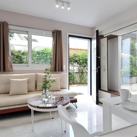 Alekos Luxury Suites Free 24H Transportation From - To Airport Artemida  Ngoại thất bức ảnh