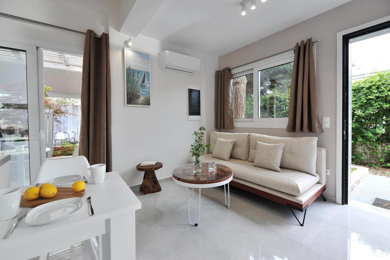 Alekos Luxury Suites Free 24H Transportation From - To Airport Artemida  Ngoại thất bức ảnh